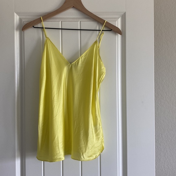 Banana Republic 100% Silk Blouse - Picture 10 of 13